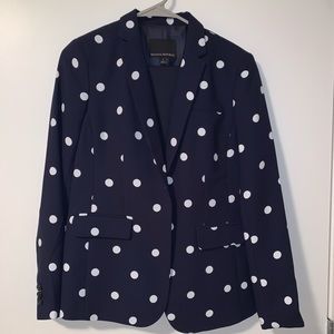 Women’s suit with skirt